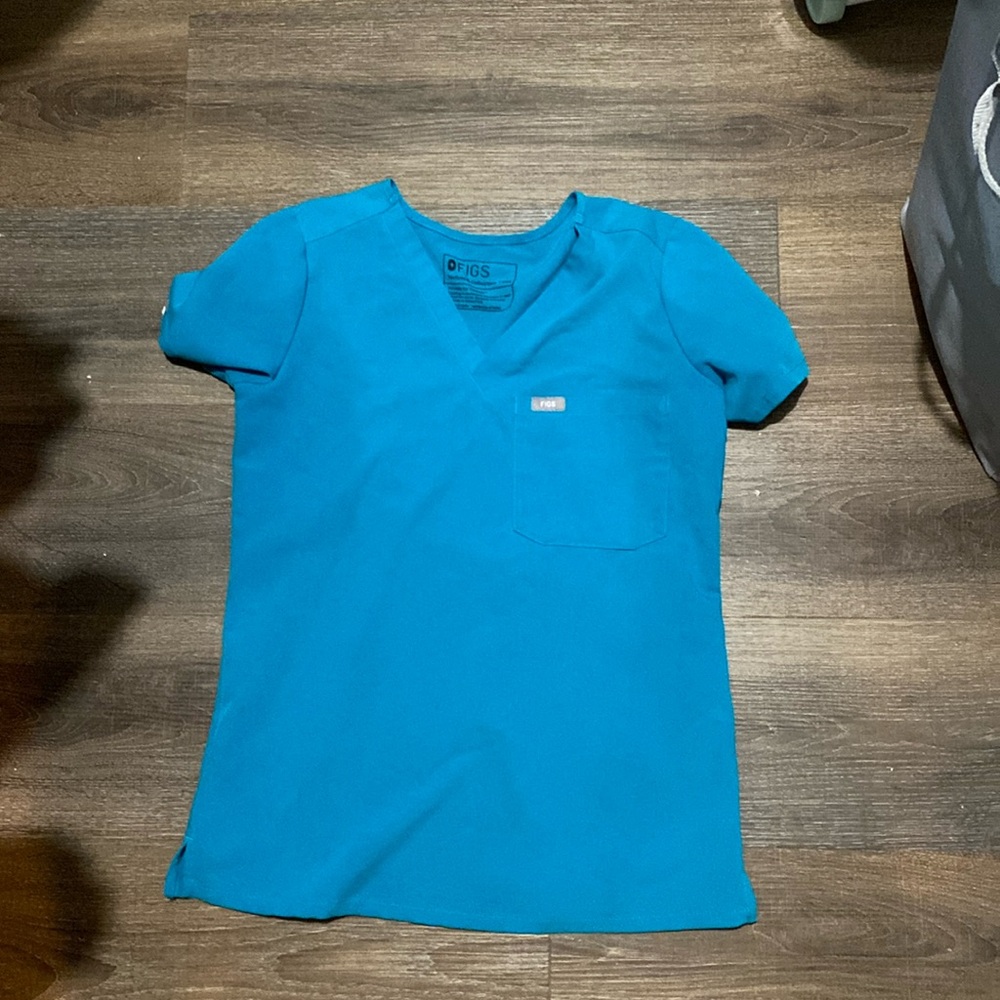 Figs Scrub Top